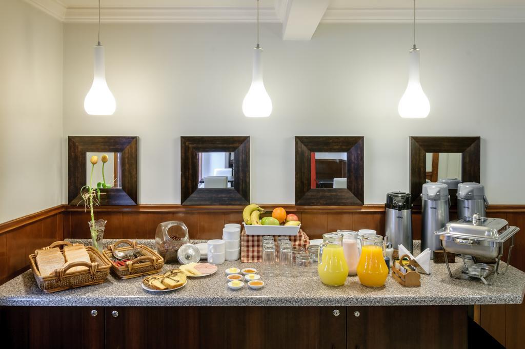 Hotel Plaza Concepcion Ngoại thất bức ảnh